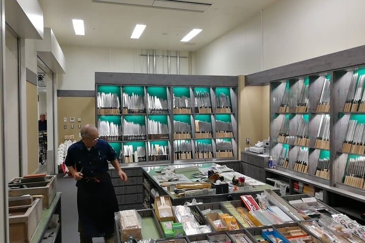 Complete Tuna Auction & Toyosu Market Tour with Fumi — photo 8