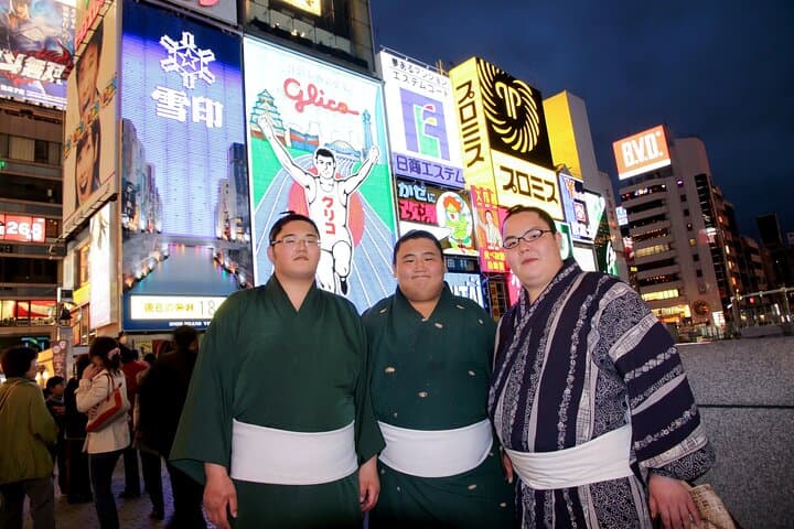 Osaka Unveiled Private Tour: Bustling Streets to Serene Shrines — photo 3