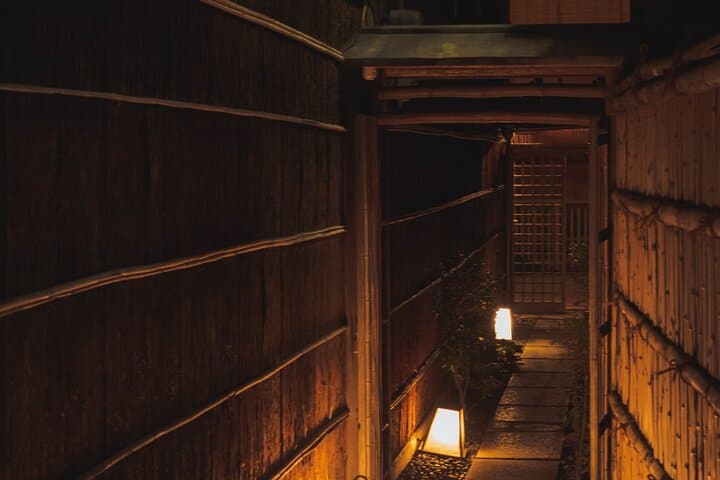 The Kyoto Wagyu & Perfume Cocktail Odyssey — photo 9