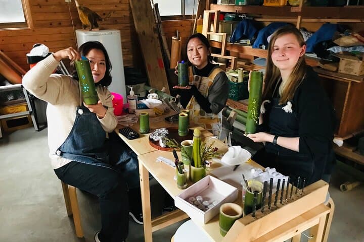 Bamboo LED Lantern Making Experience in Kyoto Arashiyama — photo 2
