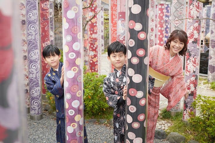 Private photo shoot & walk in Kyoto - Professional photo shoot — photo 4