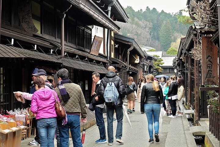 1 Day Private Charter Tour to Shirakawa-go & Takayama — photo 4
