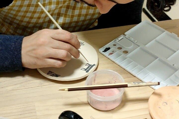 2 Hours Private Painting of Ceramics in Osaka — photo 13