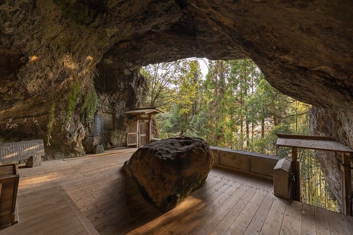 Zen Meditation at Sacred Site of the Strongest Samurai — photo 9