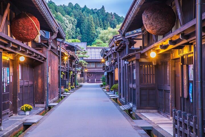 1Day Private Shirakawago and Takayama with Public bus from Nagoya — photo 3