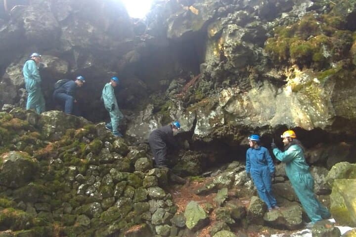 Exploring Mt Fuji Ice Cave and Sea of Trees Forest — photo 18