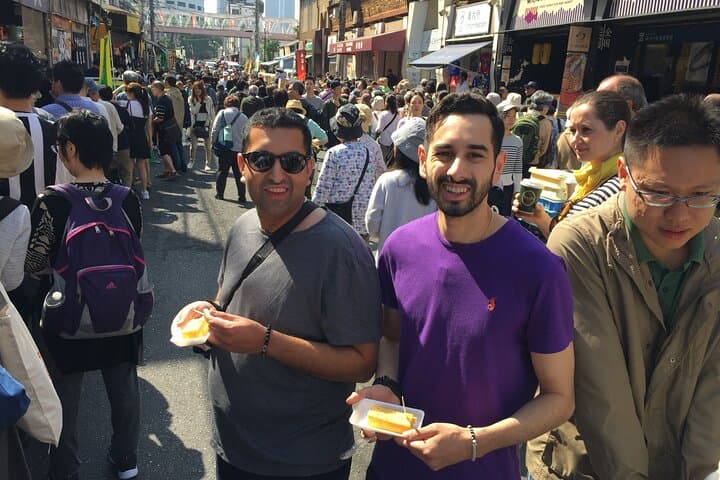 Tsukiji Outer Market Tour with a market insider — photo 2