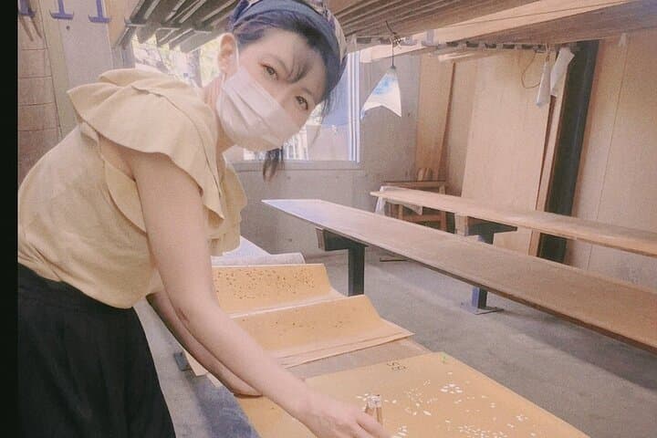 Licensed Guide Tokyo Traditional Dyeing Experience Tour — photo 2