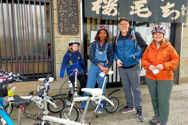 Tokyo downtown bicycle tour Tokyo Backstreets Bike Tour — photo 17