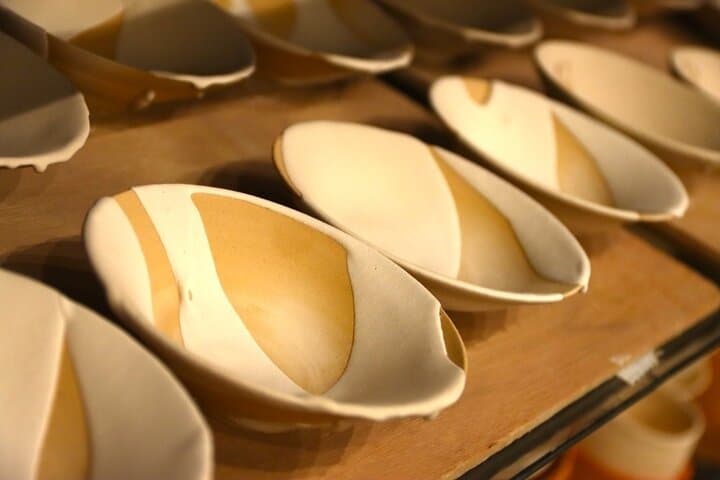 Pure Gold Authentic Kintsugi Ceramic Workshop with Master Artisan — photo 11