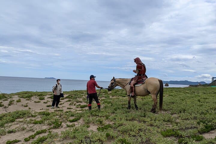 Experience Horseback Riding with Samurai Costume in Japan — photo 5