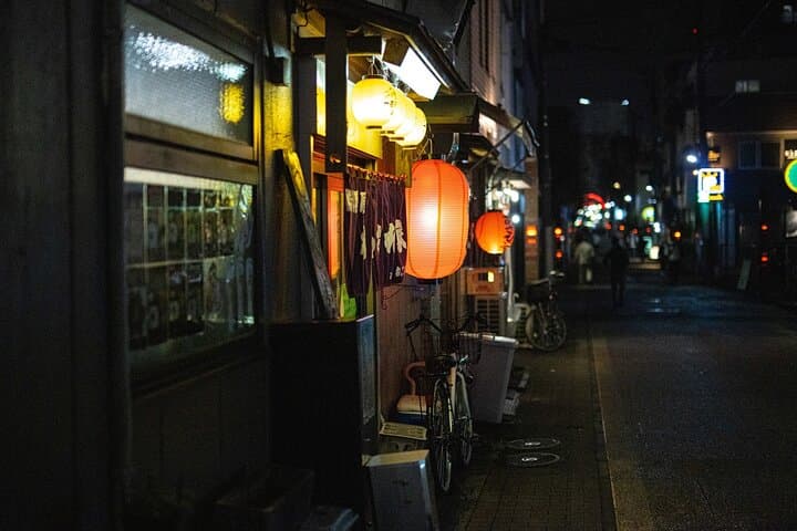 Private Shibuya Bar Hopping with a Master Guide — photo 4