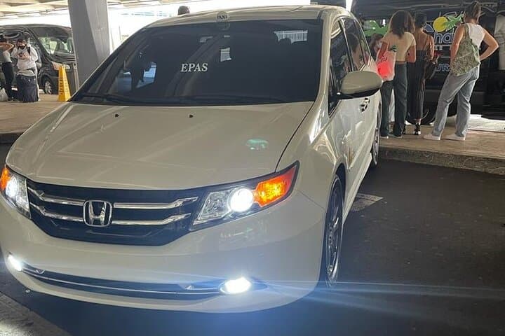 Private Transfer from Osaka Cruise Port to Osaka Airport (ITM) — photo 9