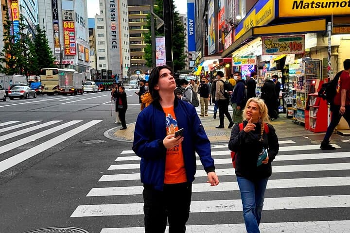 Tokyo Private Customized Walking Tour (Option Car Tour Available) — photo 11