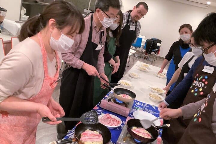 Osaka Okonomiyaki Cooking Experience! — photo 12