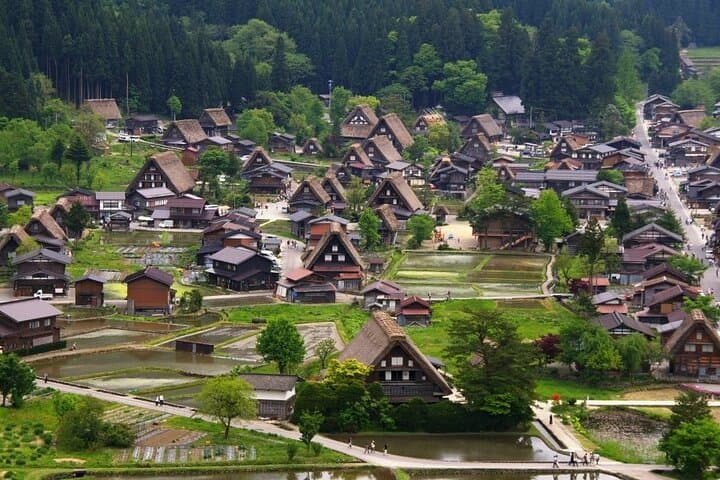 Tateyama Snow Wall ! Hida Takayama & Shirakawago FromOsaka/Ｎagoya — photo 10