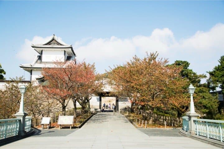 Private Half-Day Kanazawa Walking Tour and Historical Photo Spot — photo 4