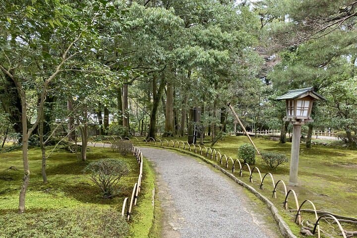 Private Half-Day Kanazawa Walking Tour and Historical Photo Spot — photo 11