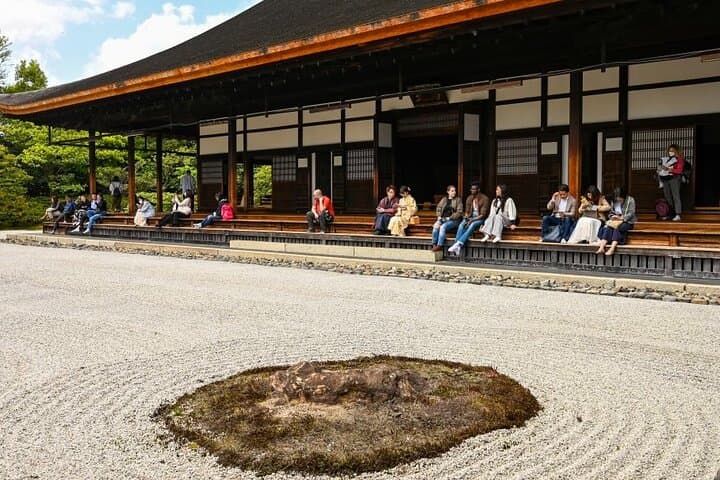 Private Kyoto Tour with a Local, Highlights & Hidden Gems, Personalised — photo 18