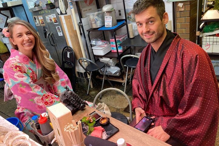 Nishiki Market Walking Food Tour with Local guide — photo 2