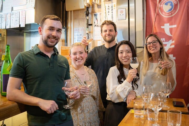 Osaka: Dotombori & Uranamba Area Local Bar & Izakaya Crawl Tour — photo 4