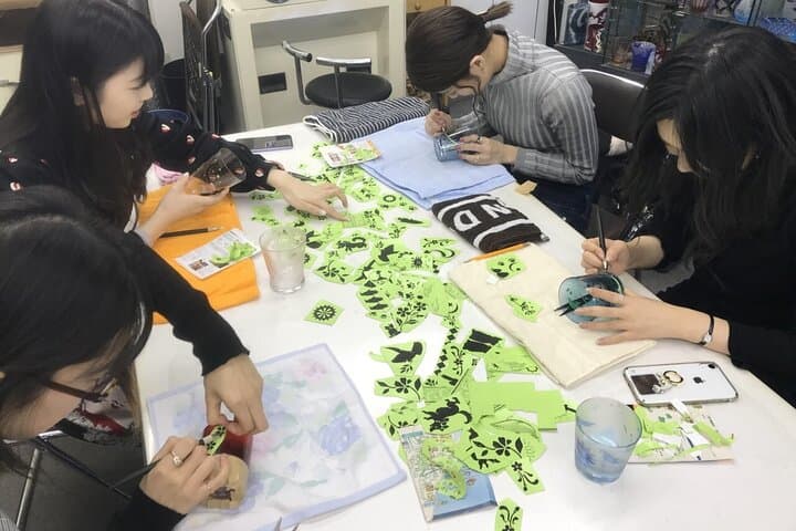 Handmade Japanese Glass Art Sandblasting Workshop in Tokyo — photo 1