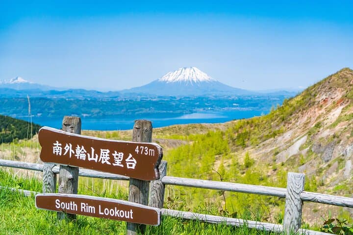 Usuzan Volcano Guided Hiking Private Tour — photo 3