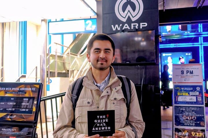 Licensed Guide Walking Tour Featuring Club Warp Shinjuku, Tokyo, Japan — photo 19