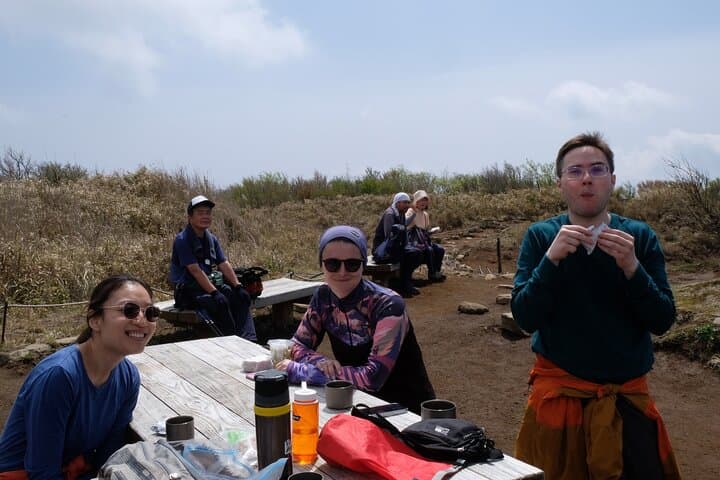 Traverse Outer Rim of Hakone Caldera and Enjoy Onsen Hiking Tour — photo 6