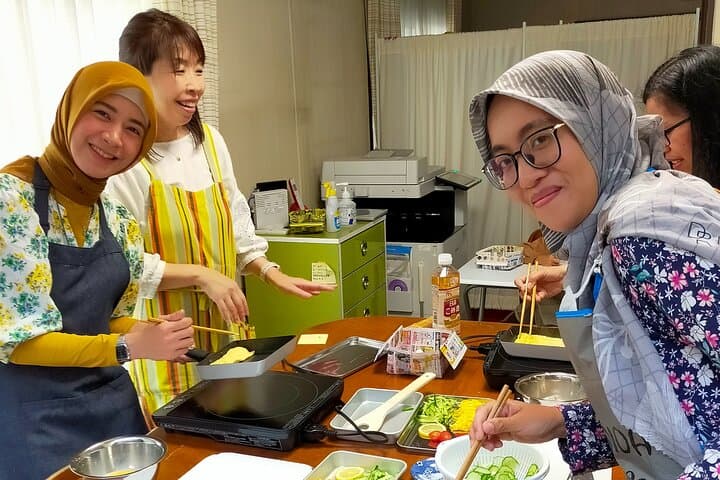 Near Fushimiinari: Kyoto Home Cooking Class & Supermarket tour — photo 5