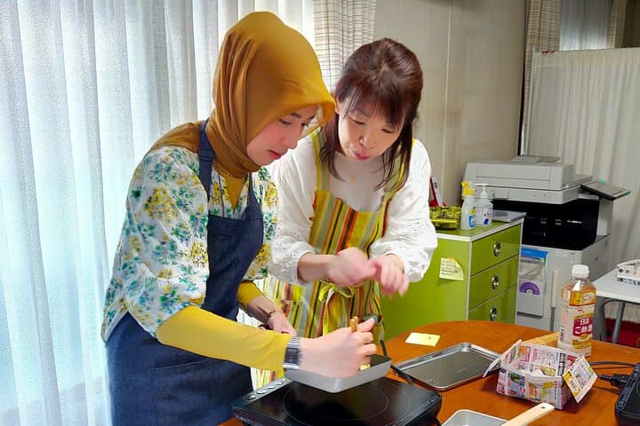 Near Fushimiinari: Kyoto Home Cooking Class & Supermarket tour — photo 2