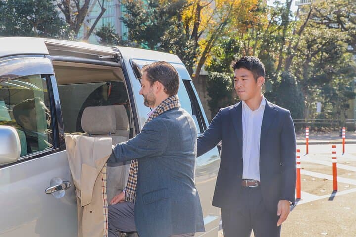 Airport transfer: Narita, Haneda (Tokyo), HND-NRT Airport shuttle — photo 4