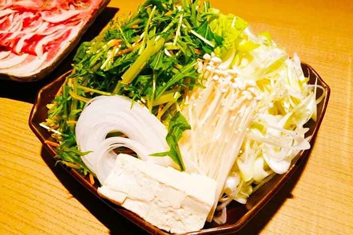 walking the only valley in Tokyo, Eat and Compare Hot Pot Dishes. — photo 3