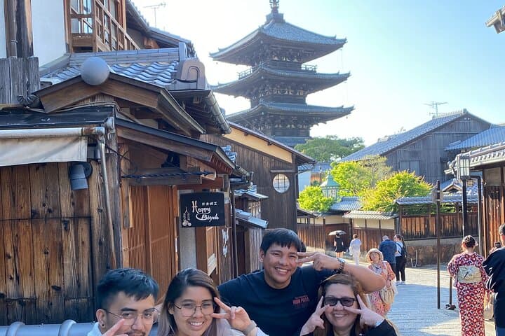 Exclusive Kyoto Day Tour from Osaka by Train and Taxi — photo 8