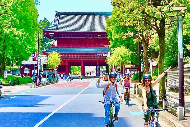Tokyo Guided Small-Group Biking Tour — photo 2