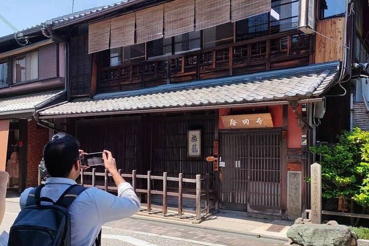 Japanese Sake Breweries Tour in Fushimi Kyoto — photo 14