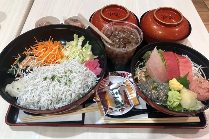 Kamakura & Shonan Highlights: Temples, History and Food Tour — photo 4