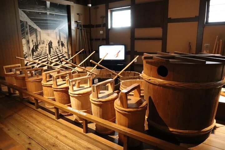 KOBE Sake brewery PRIVATE walking tour with Local guide — photo 20