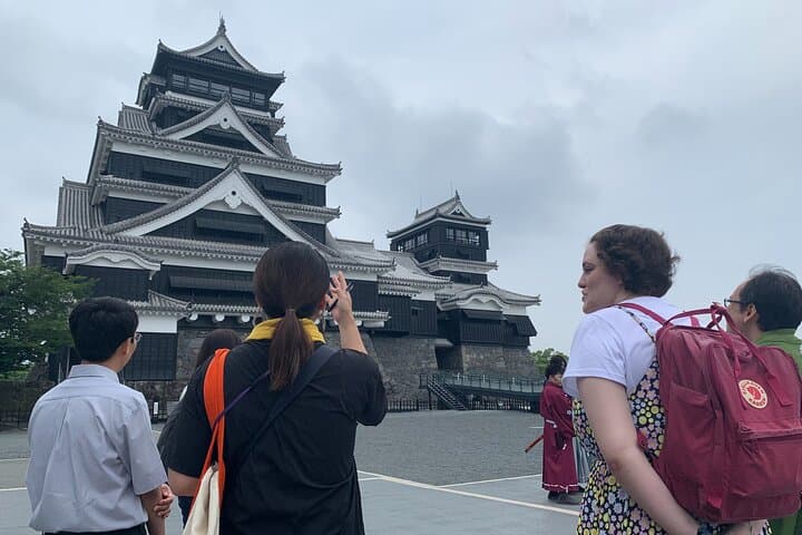 Kumamoto Castle Walking Tour with Local Guide — photo 6