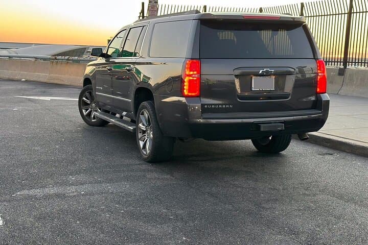 Tokyo to Tokyo Narita Airport (NRT) - Departure Private Car Transfer — photo 2