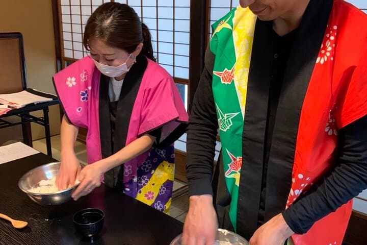 Private Cooking Class Udon in Kyoto Japan — photo 4