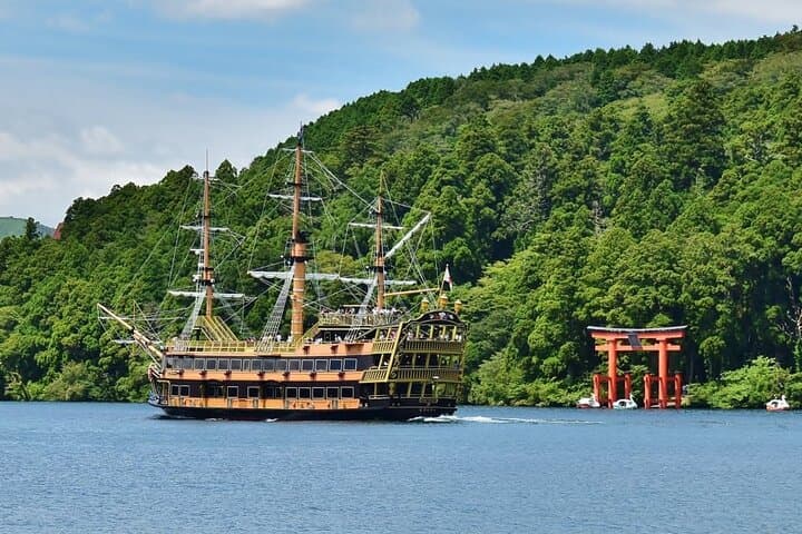Mt. Fuji 5th St, Hakone Owakudani, Lake Ashi and Gotemba Outlets — photo 6