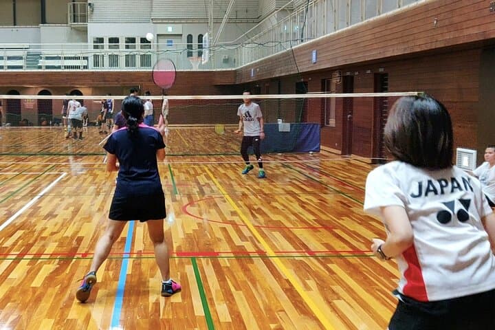 Badminton in Osaka & Kyoto with Locals! — photo 3