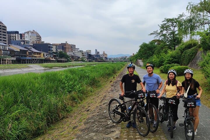 Early Bird E-biking through East Kyoto — photo 4