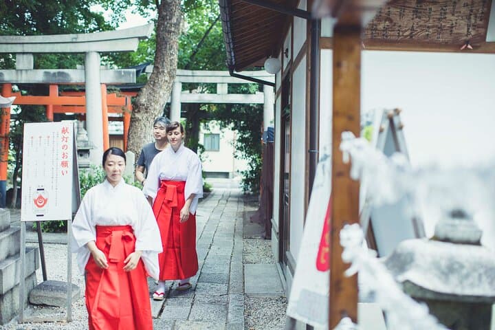 Miko Small Group Experience at Takenobu Inari Jinja Shrine — photo 7