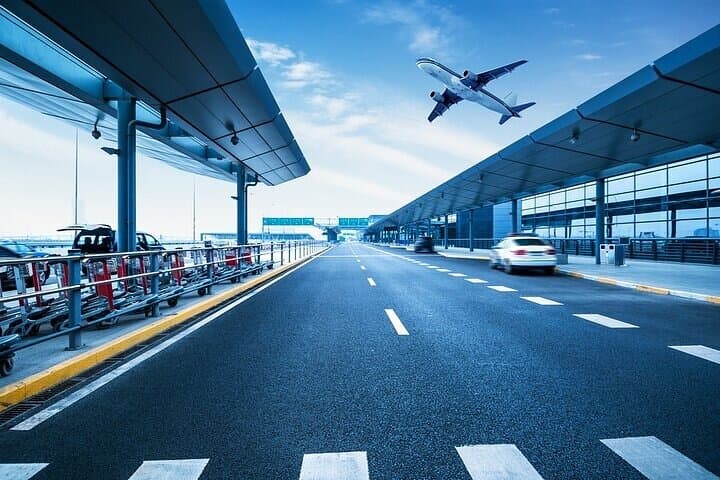 Transfer from Tokyo City Center to Haneda Airport (HND) — photo 4