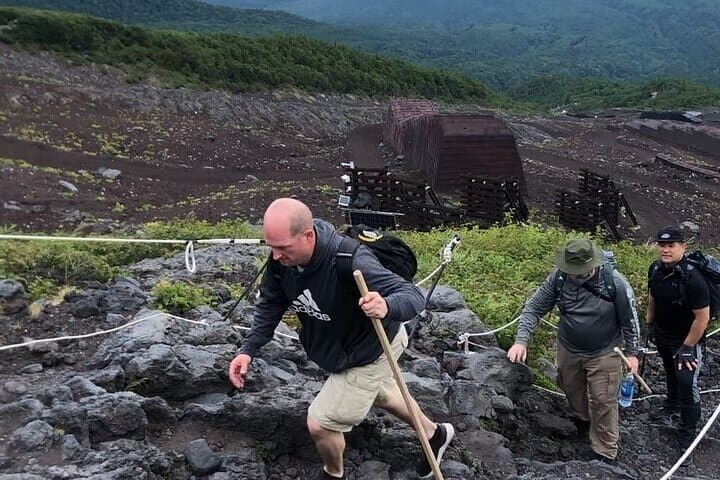 Private Trekking Experience up to 7th station in Mt. Fuji by Car — photo 6