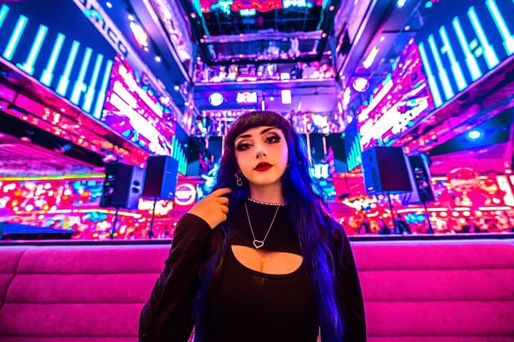 1 Hour Tokyo Cyberpunk Photo Session — photo 3