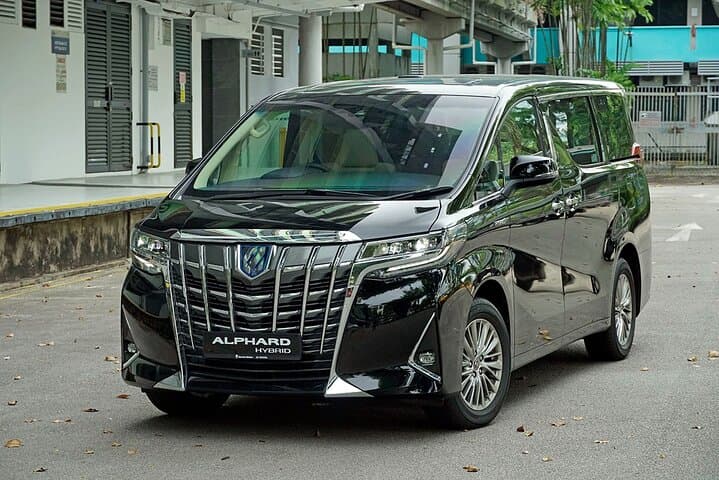 Private Transfer from Haneda Airport HND to Tokyo City By Van — photo 2