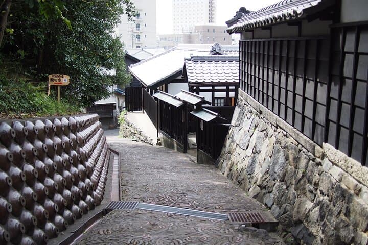 Private Pottery Road Walking Tour in Tokoname — photo 9